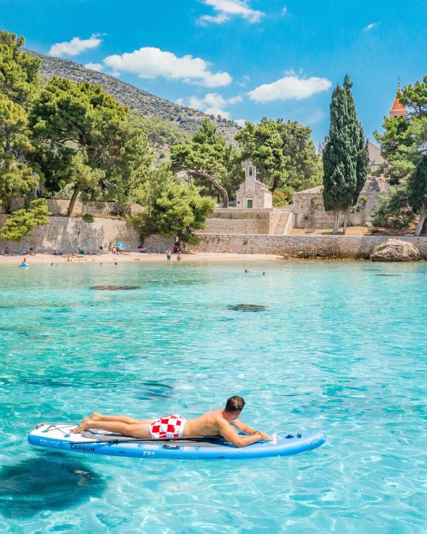 Yacht Charter in Vis island bays on brač