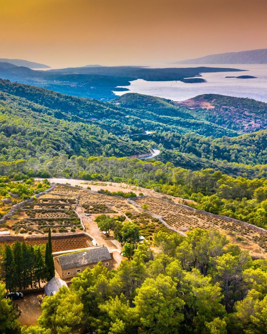 Yacht charter in Hvar 