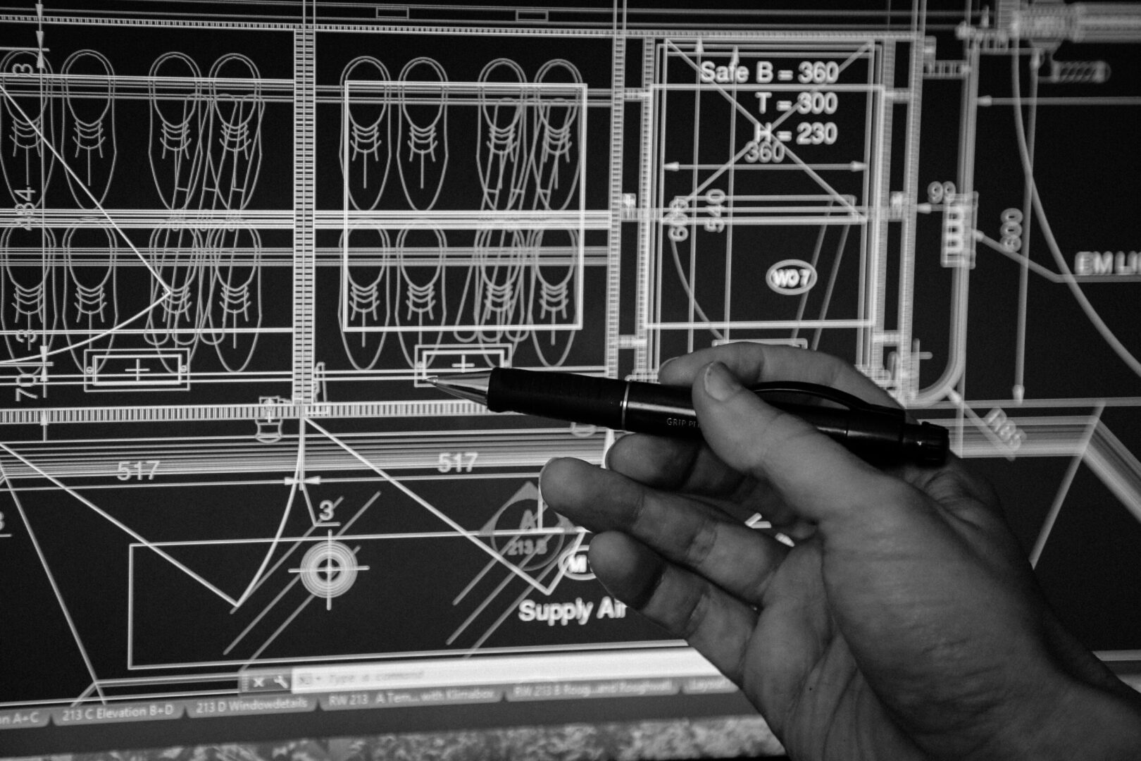 Graphical and computerized sketches of a yacht