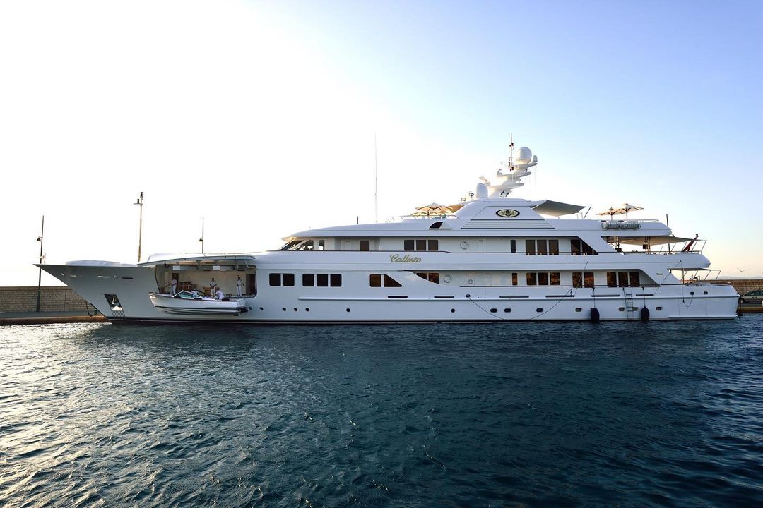 Side deck view of Callisto yacht