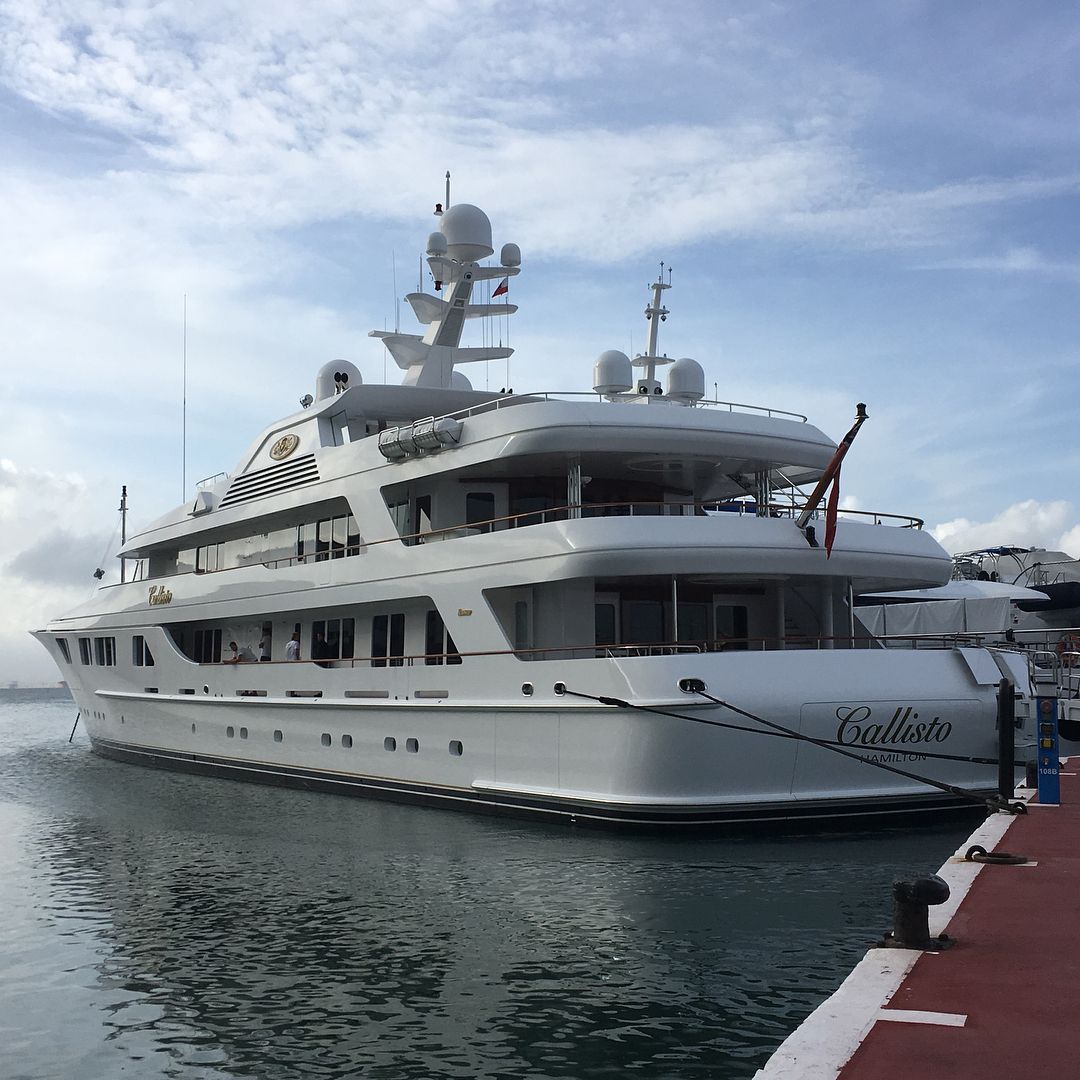 Callisto yacht- at berth, aft view