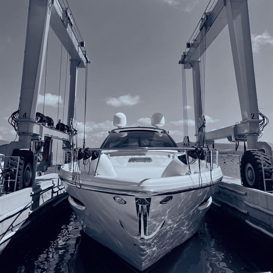 Yacht refit with a crane