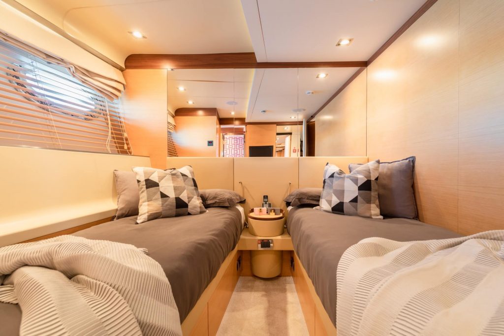 africa I yacht charter twin cabin