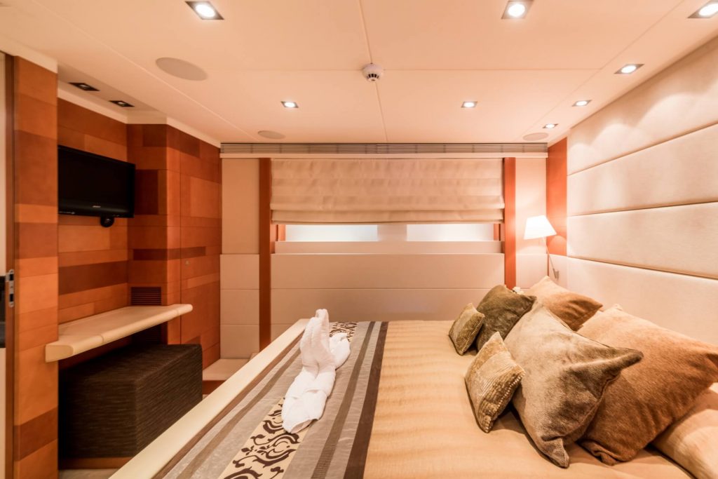 agram yacht charter vip cabin