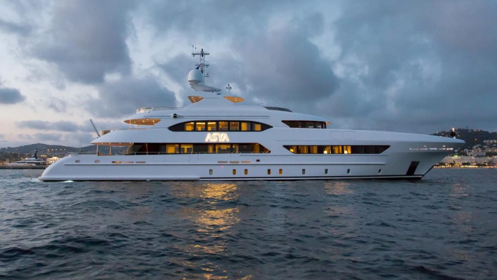 asya yacht charter side view