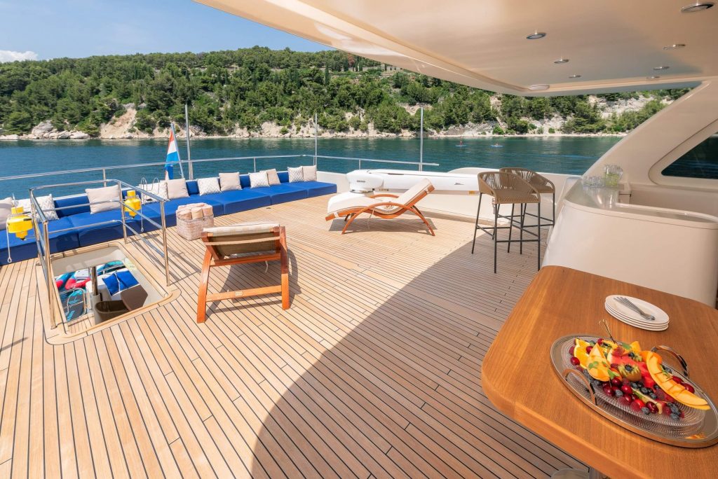 grace yacht charter upper deck aft