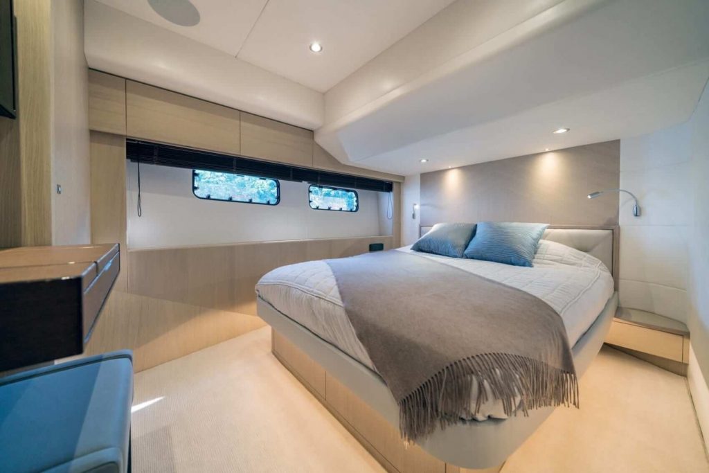 larimar II yacht charter master cabin