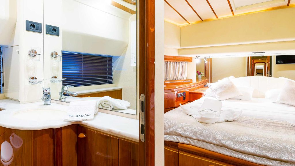 marino yacht charter vip en suite