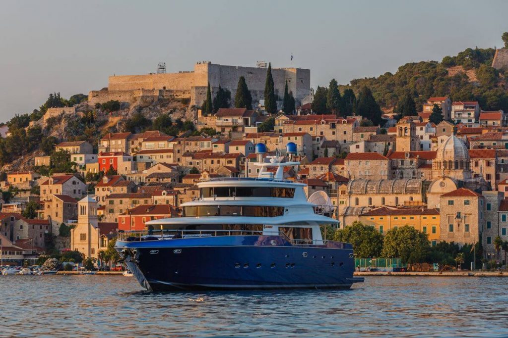 johnson baby superyacht sailing in sibenik