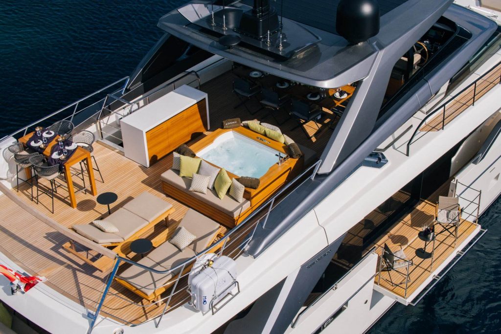 noor II yacht charter flybridge