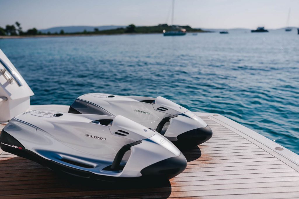 mowana yacht charter seabobs on a swimming platform