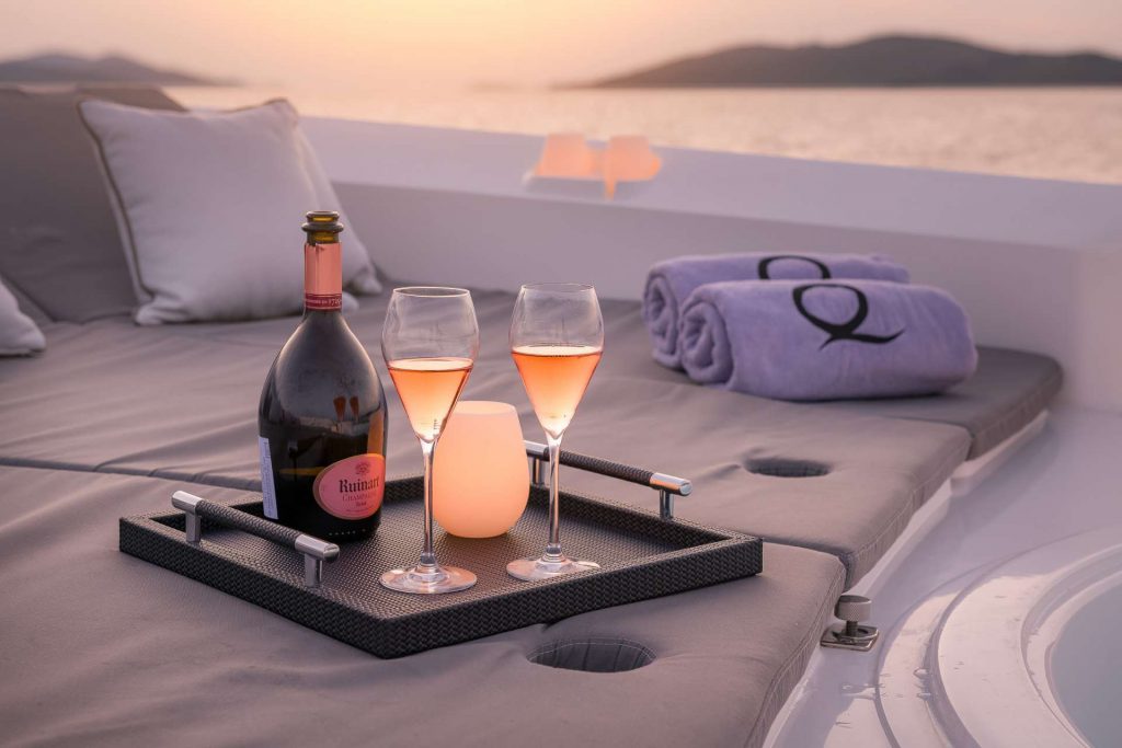 quantum yacht charter drinks on the sunpad