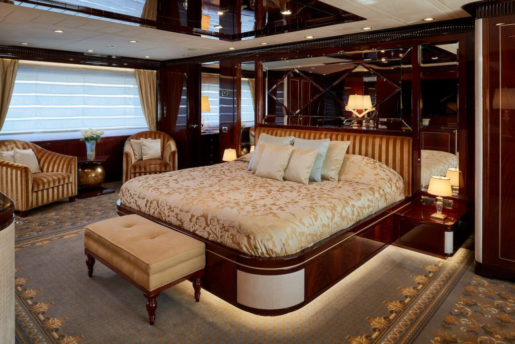 reve d'or yacht charter main suite