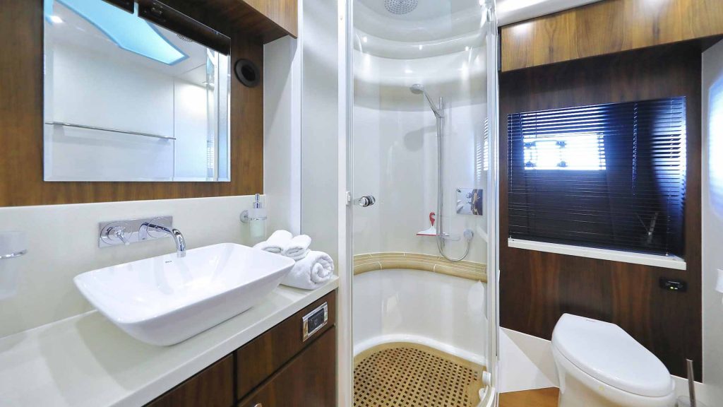 Schatzi Yacht Charter ensuite with shower