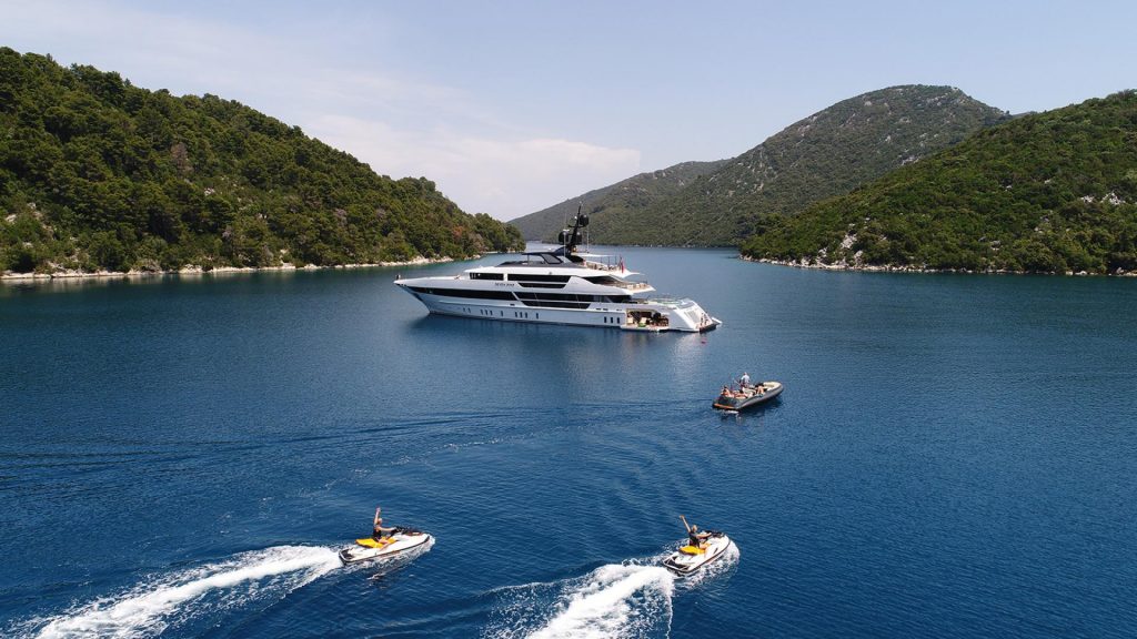 seven sins yacht charter at sea