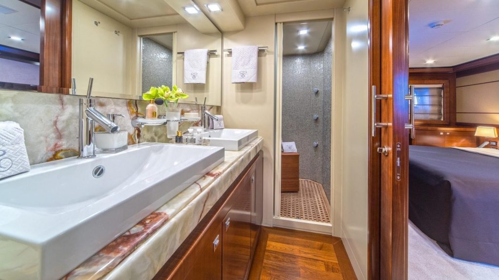 seventh sense yacht charter vip cabin en suite