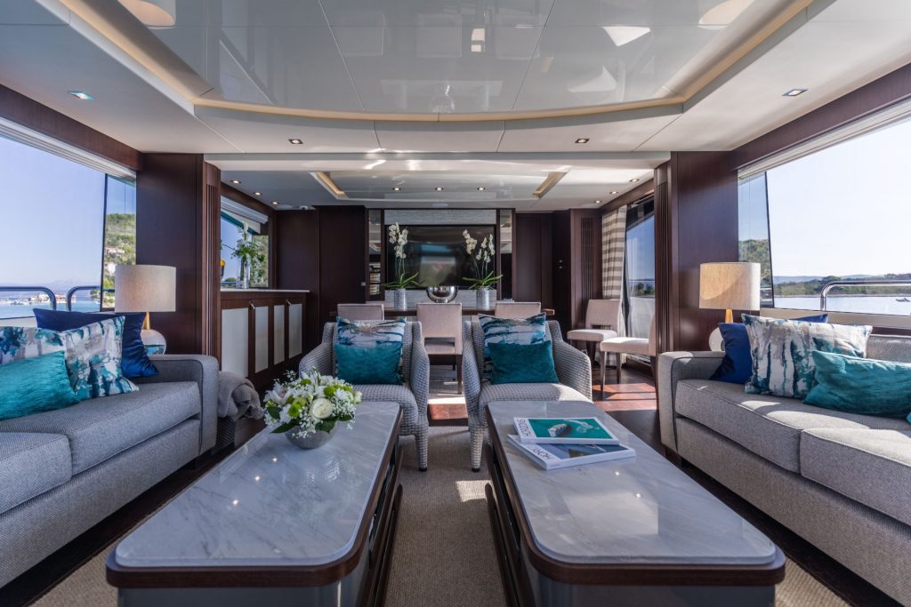 mowana yacht charter main saloon