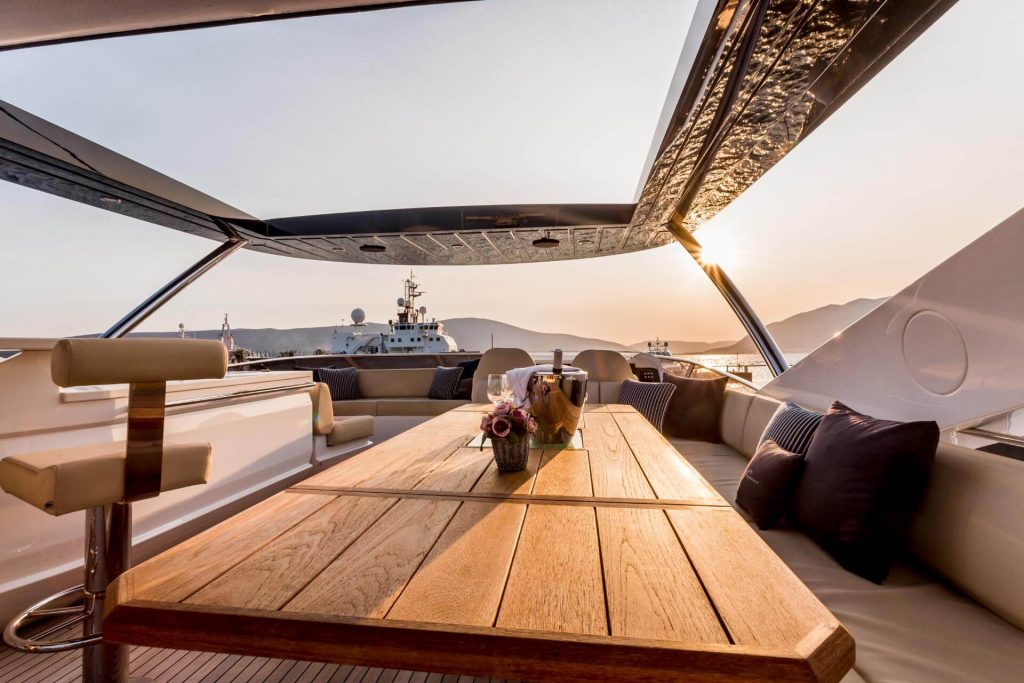 stardust yacht charter lounge area