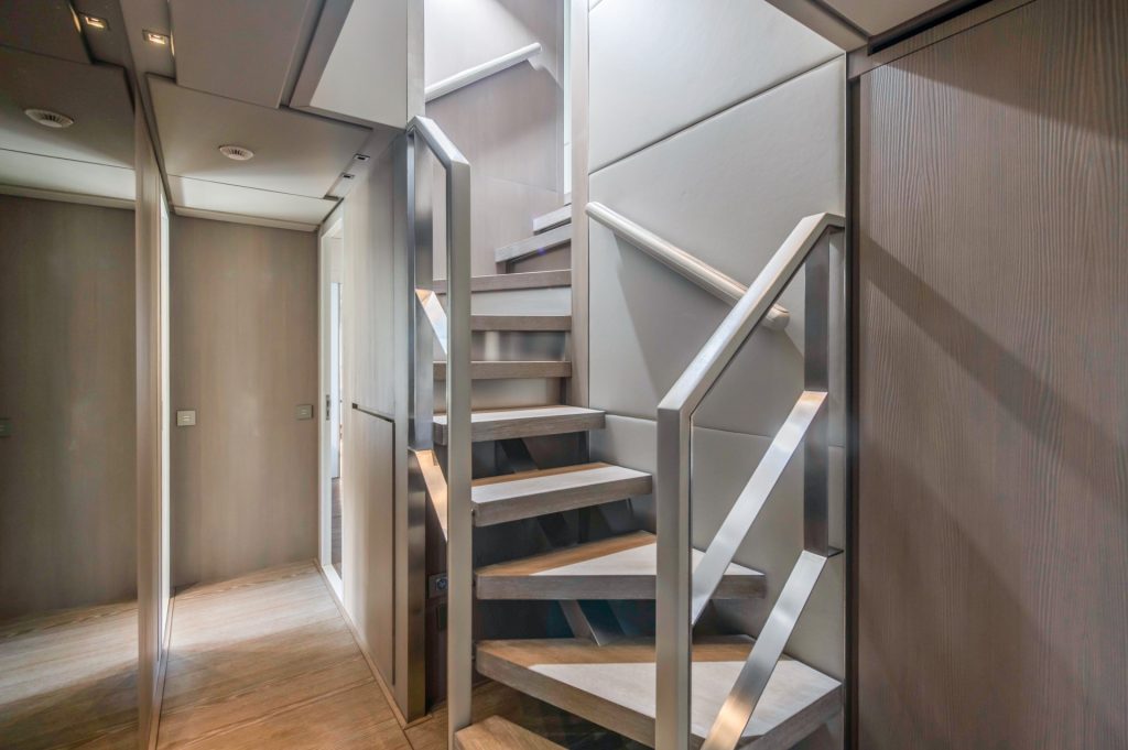 andiamo yacht charter stairway