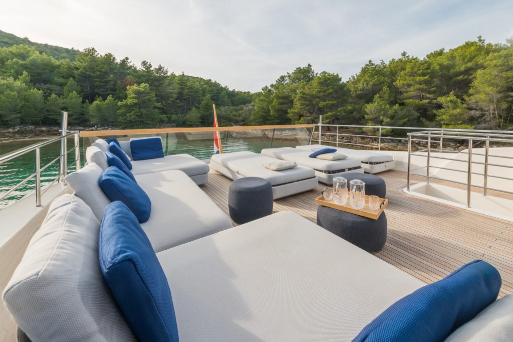 andiamo yacht charter sunpads on the flybridge