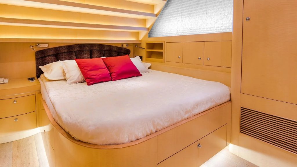 conte alberti yacht charter double cabin