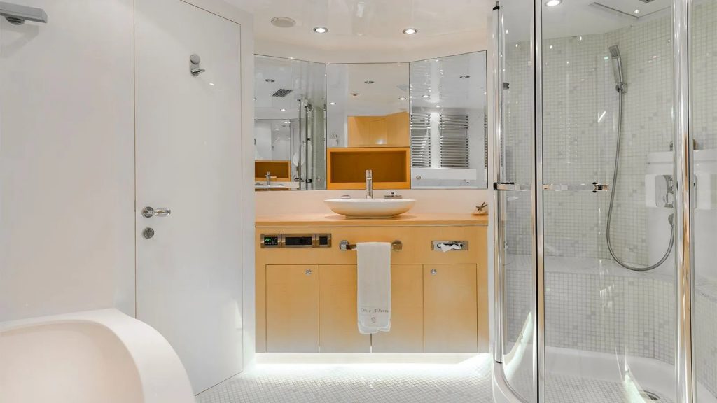 conte alberti yacht charter ensuite bathroom