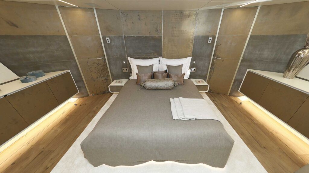 anavi superyacht vip stateroom