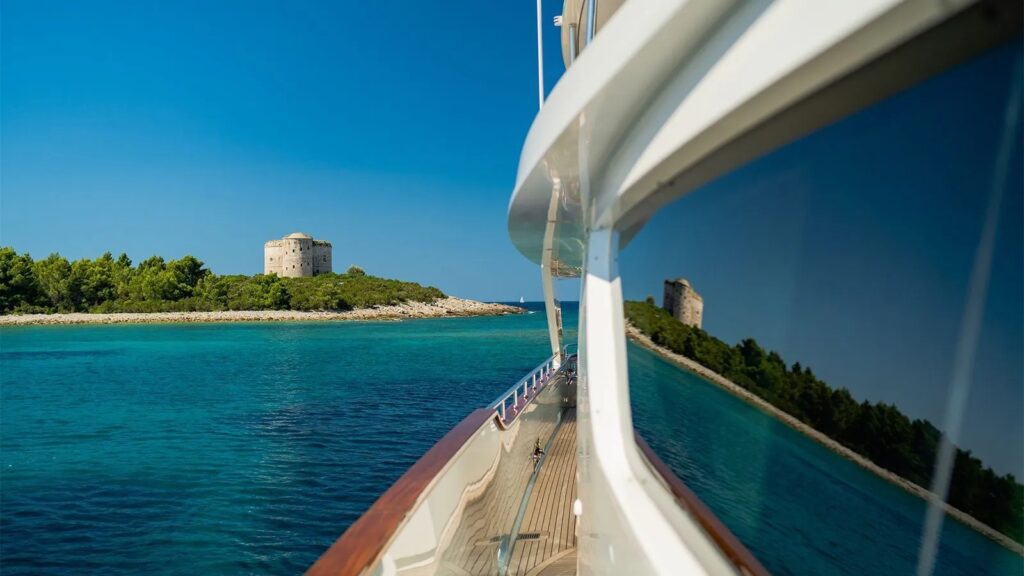 valentina ii yacht charter side deck