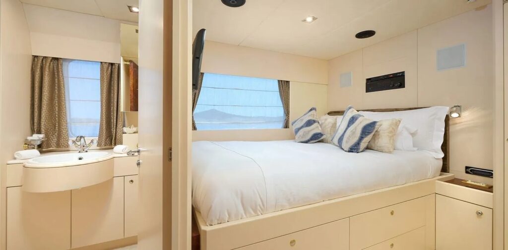 ladyship yacht charter upper deck double