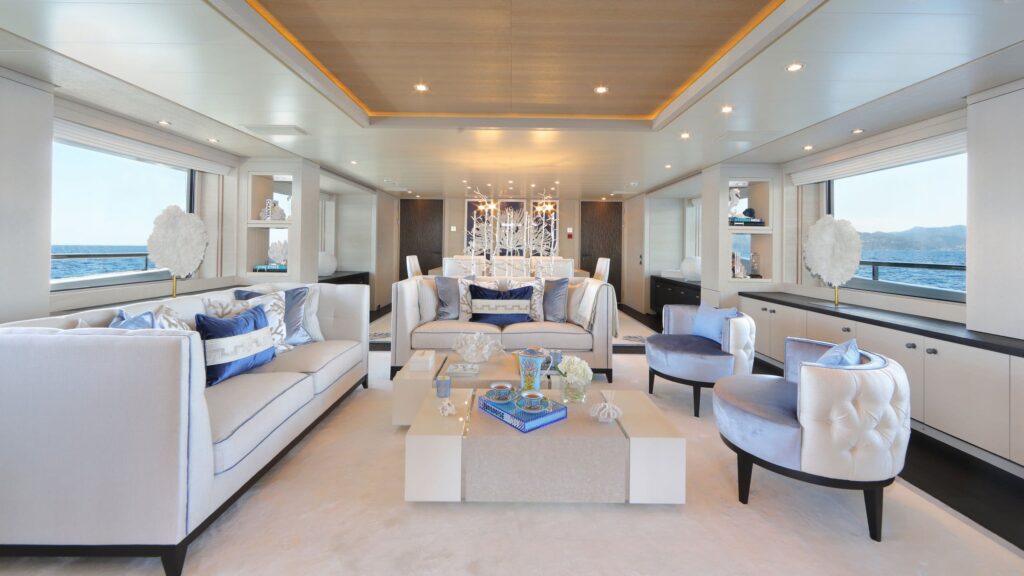 spirit yacht charter main salon