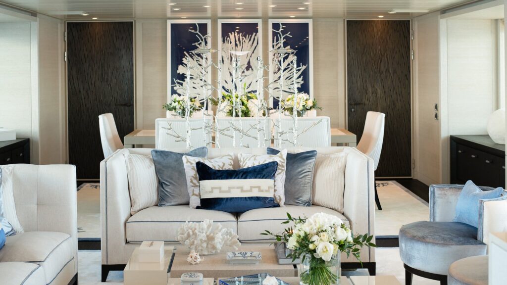 spirit yacht charter salon