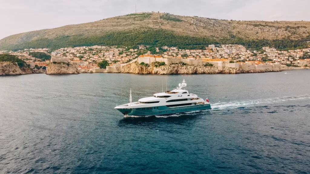 loon yacht charter cruising near dubrovnik