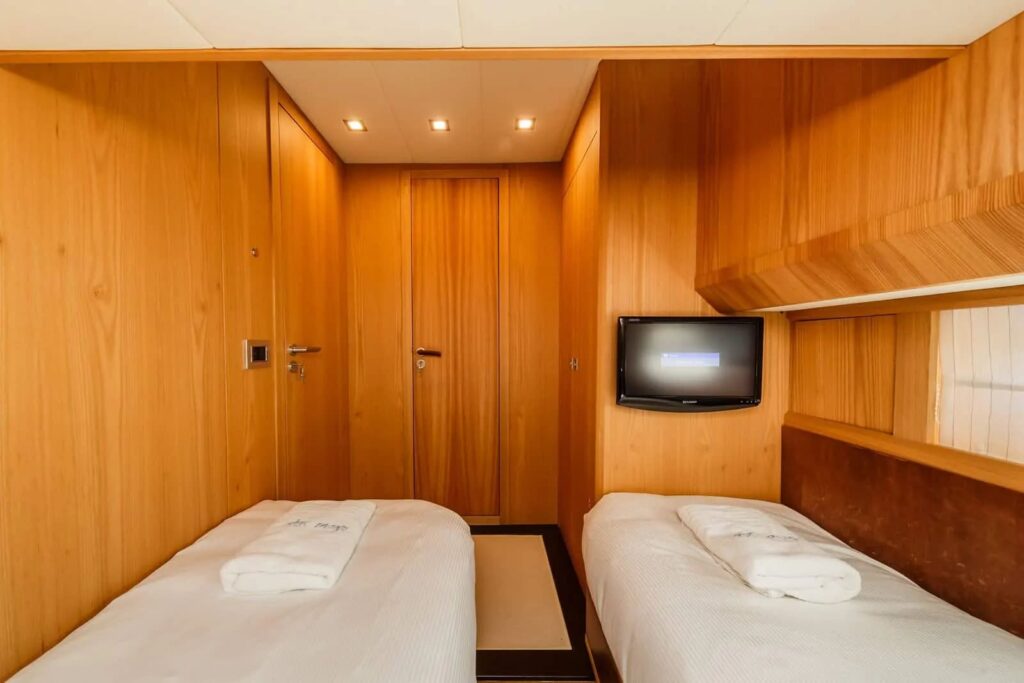 secret life yacht charter twin cabin