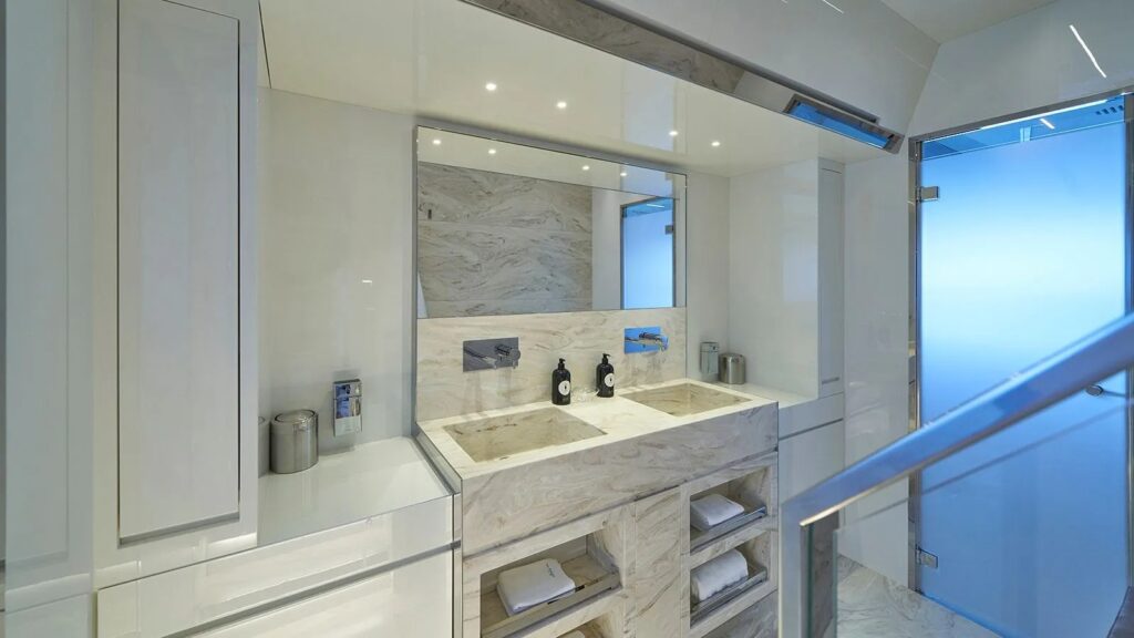 Nikita Yacht Charter master en suite double sink